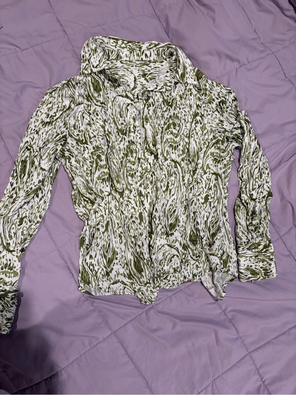 Lovers + Friends Green & White Printed Long Sleeve Women's Shirt Medium like new